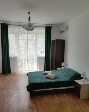Christie's 3 central apartment to Bucarest